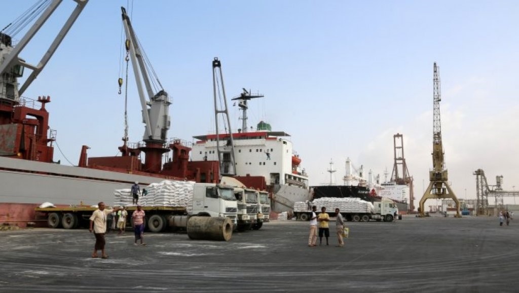 على ظهر سفينة.. انتهاء الجولة الأولى من المفاوضات اليمنية بشأن الحديدة على ظهر سفينة.. انتهاء الجولة الأولى من المفاوضات اليمنية بشأن الحديدة
