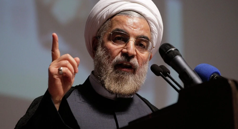 بذل أعداء الثورة الإسلامية ما بوسعهم ليشتتوا انتباه الإيرانيين ويبثوا اليأس بين الشعب الإيراني بذل أعداء الثورة الإسلامية ما بوسعهم ليشتتوا انتباه الإيرانيين ويبثوا اليأس بين الشعب الإيراني