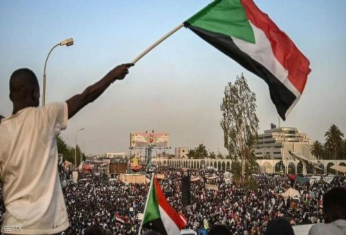 ترقب لأولى جلسات التفاوض بين المجلس العسكريّ السودانيّ وقوى الحرية والتغيير ترقب لأولى جلسات التفاوض بين المجلس العسكريّ السودانيّ وقوى الحرية والتغيير