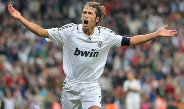 راوول أكثر لاعب خاض مباريات مع ريال مدريد راوول أكثر لاعب خاض مباريات مع ريال مدريد