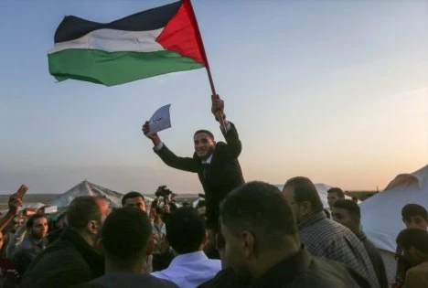 أهازيج زفاف فلسطيني تندد بـ"صفقة القرن" أهازيج زفاف فلسطيني تندد بـ"صفقة القرن"