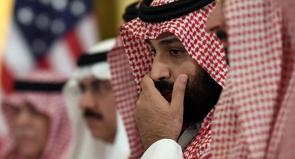 تلقى ابن سلمان معمودية نيران كادت أن تطيحه من منصبه تلقى ابن سلمان معمودية نيران كادت أن تطيحه من منصبه