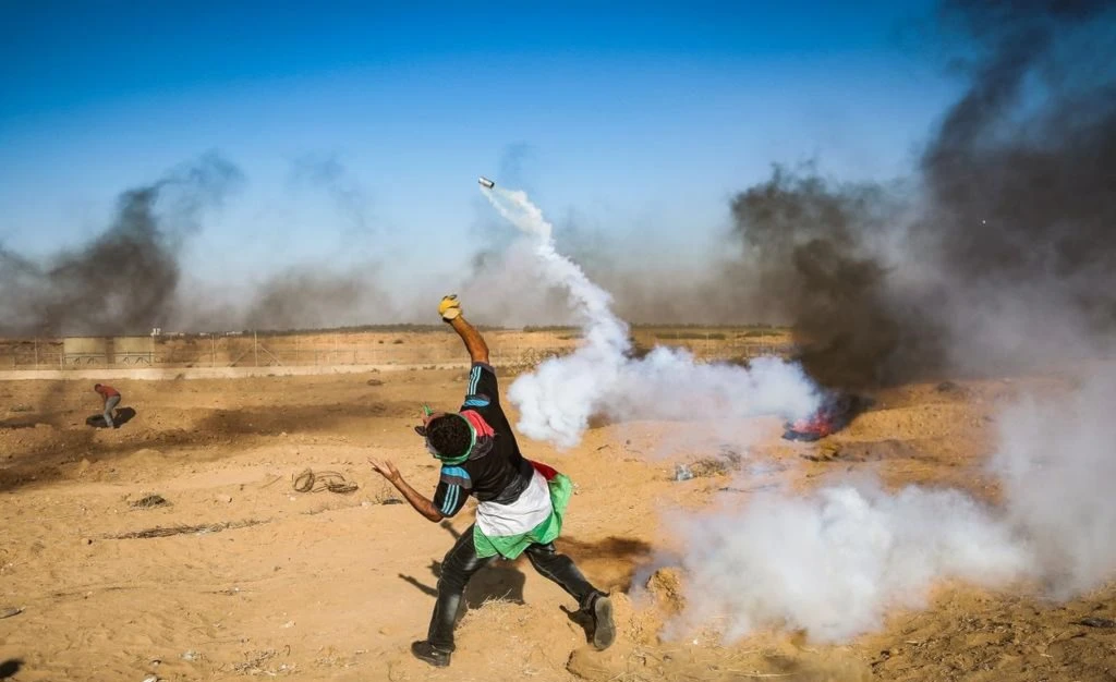 37 جريحاً فلسطيني في الجمعة الـ 69 من مسيرات العودة 37 جريحاً فلسطيني في الجمعة الـ 69 من مسيرات العودة