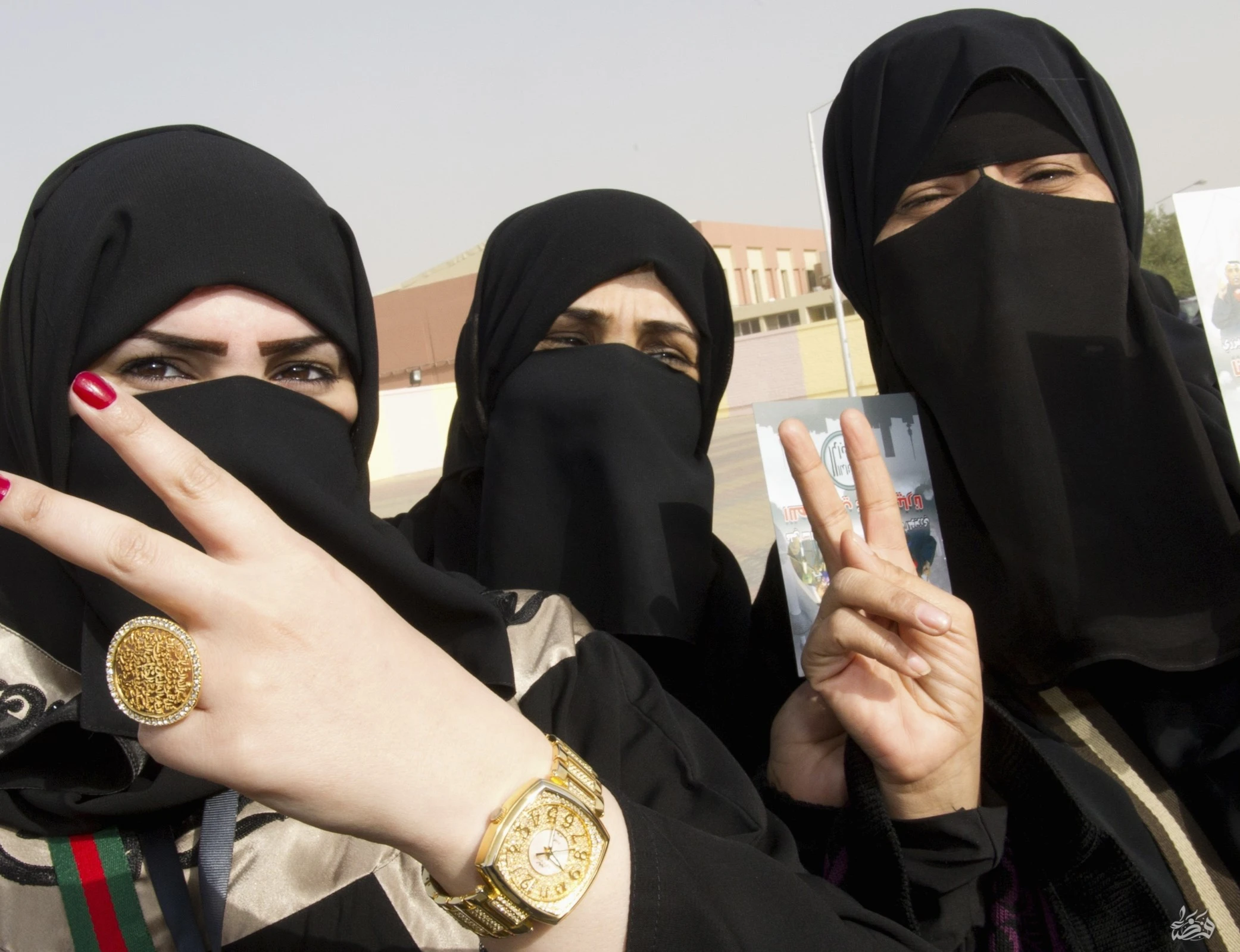 السعودية تخفف نظام الوصاية الذكورية لكن ليس كفاية السعودية تخفف نظام الوصاية الذكورية لكن ليس كفاية