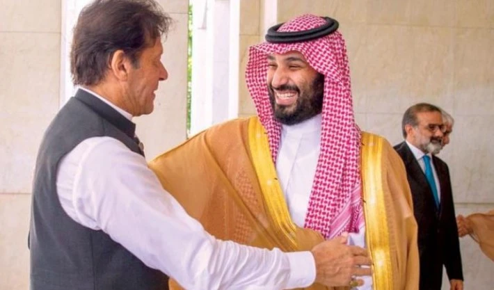 عمران خان: إبن سلمان وترامب طلبا مني التواصل مع روحاني للتهدئة في الخليج عمران خان: إبن سلمان وترامب طلبا مني التواصل مع روحاني للتهدئة في الخليج