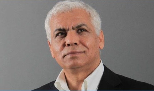 بعد ترشّح أحدهم في تونس.. هل يَصلُح الأدباء لمهمة رئيس الدولة؟ بعد ترشّح أحدهم في تونس.. هل يَصلُح الأدباء لمهمة رئيس الدولة؟