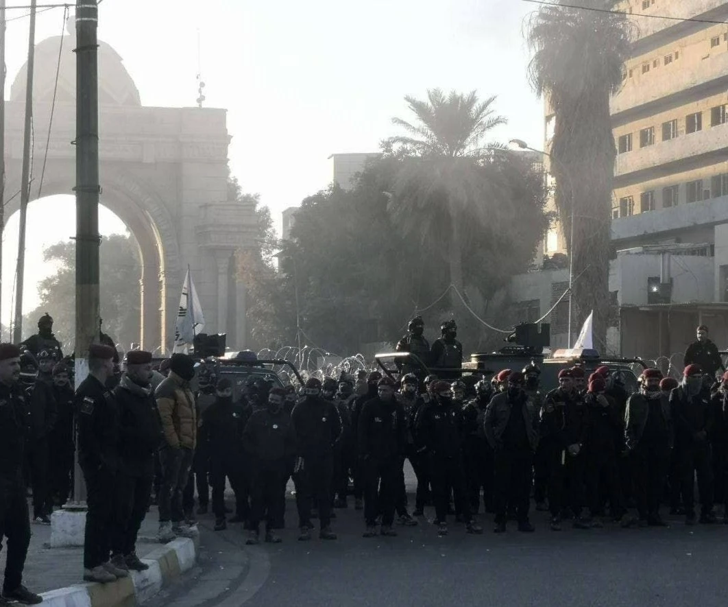 احتجاجات رافضة للانتخابات في بغداد..والخزعلي: المحكمة الاتحادية تتعرض لضغوط خارجية احتجاجات رافضة للانتخابات في بغداد..والخزعلي: المحكمة الاتحادية تتعرض لضغوط خارجية
