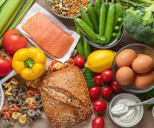 يوصي أطباء كثر حالياً بالتركيز على الأطعمة التي تعزز صحة الأمعاء يوصي أطباء كثر حالياً بالتركيز على الأطعمة التي تعزز صحة الأمعاء