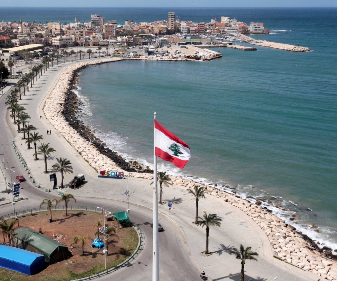 لبنان.. التهدئة فرصة لقطع الطريق أمام فرض المشاريع الخارجية لبنان.. التهدئة فرصة لقطع الطريق أمام فرض المشاريع الخارجية