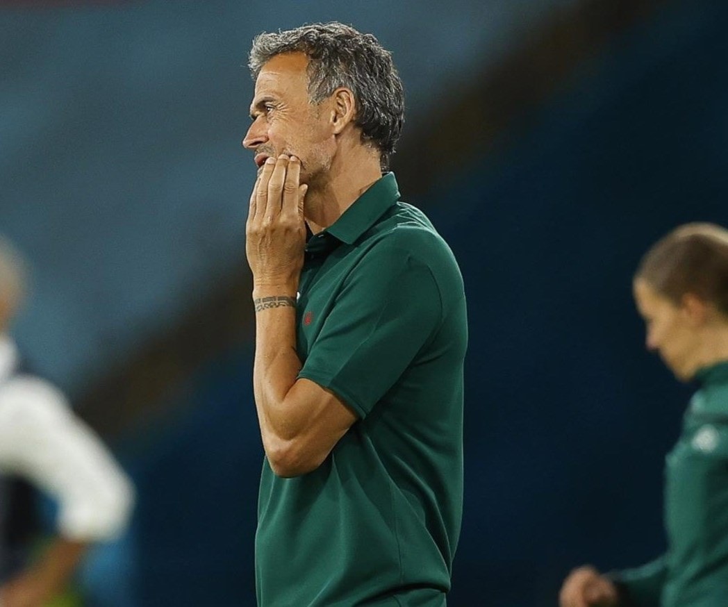 لويس إنريكي مدرب منتخب إسبانيا لويس إنريكي مدرب منتخب إسبانيا
