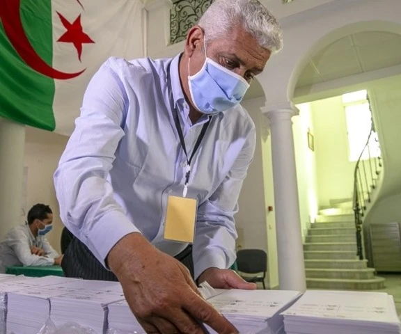 ستستمر الضابطة القضائية في التحريات بشأن 86 واقعة مبلّغ عنها ستستمر الضابطة القضائية في التحريات بشأن 86 واقعة مبلّغ عنها