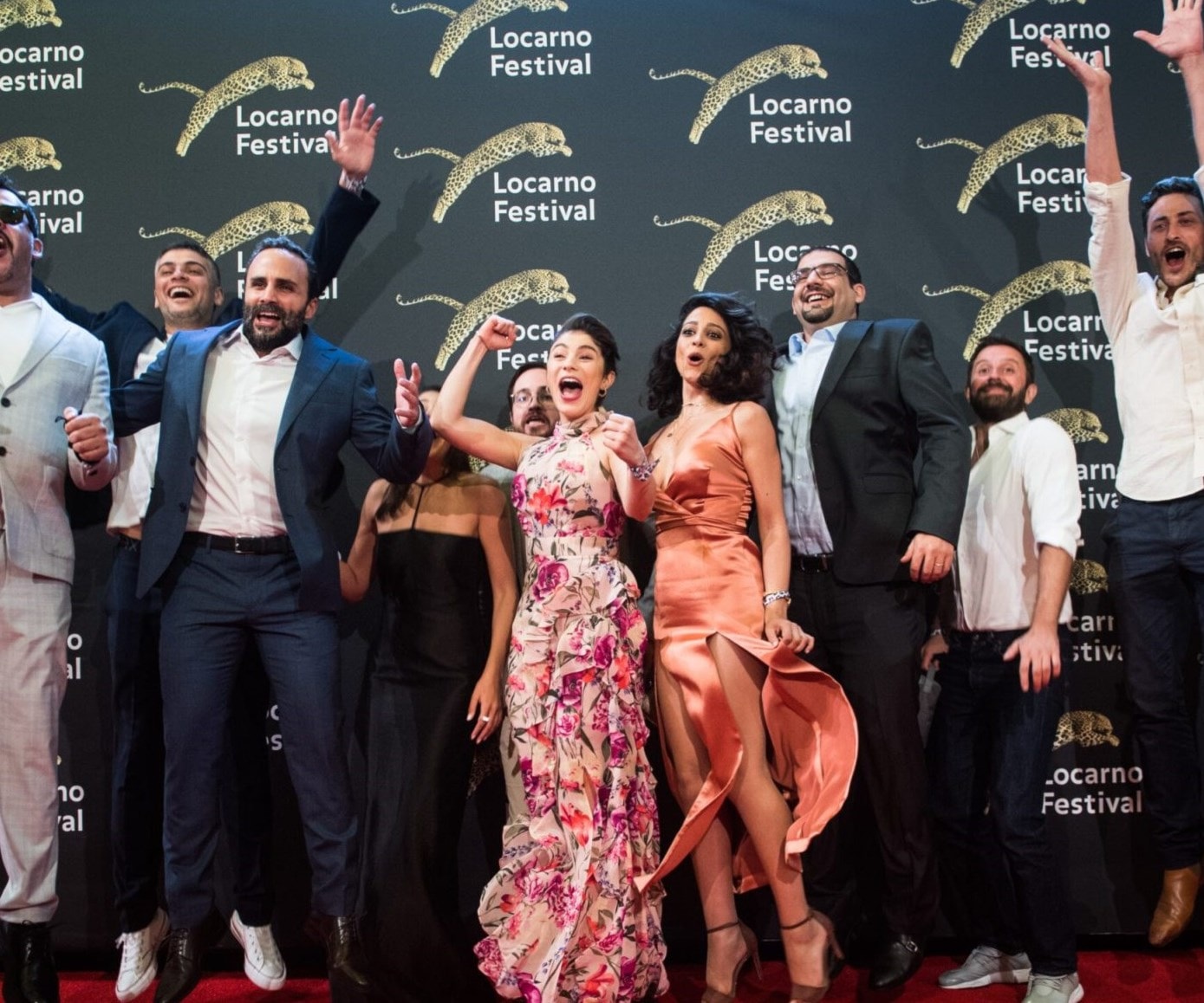 طاقم فيلم "الحارة " في مهرجان لوكارنو الدولي© Locarno Film Festival / Ti-Press / Alessandro Crinari طاقم فيلم "الحارة " في مهرجان لوكارنو الدولي© Locarno Film Festival / Ti-Press / Alessandro Crinari