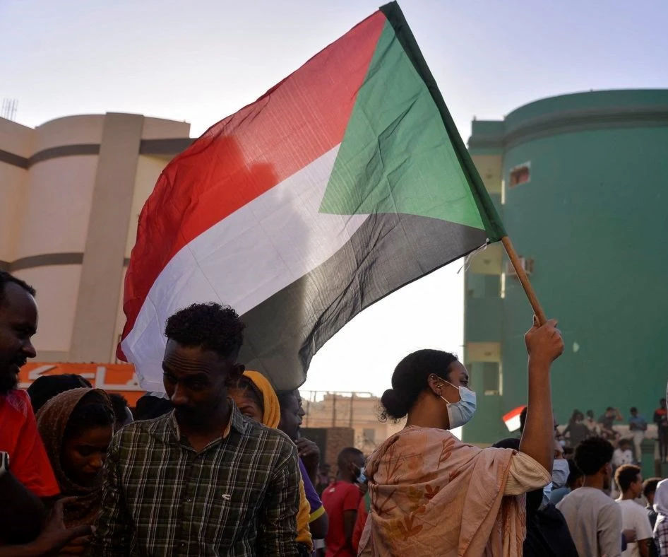 كما كان متوقعاً، تقدّم رئيس الحكومة السودانية عبد الله حمدوك باستقالته. كما كان متوقعاً، تقدّم رئيس الحكومة السودانية عبد الله حمدوك باستقالته.