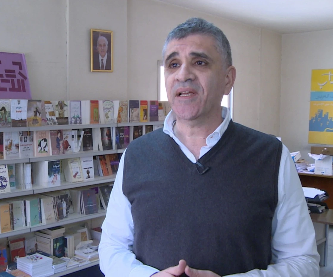 عمل سماح إدريس رئيساً لتحرير مجلة "الآداب" بعد إعادة إصدارها إلكترونياً عمل سماح إدريس رئيساً لتحرير مجلة "الآداب" بعد إعادة إصدارها إلكترونياً