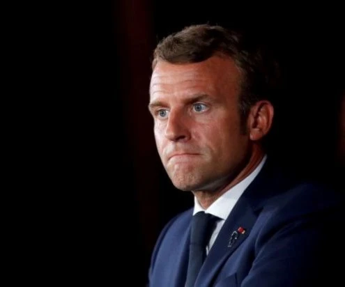 ماكرون يرمي اخفاقاته على رئيس مجلس النواب اللبناني ماكرون يرمي اخفاقاته على رئيس مجلس النواب اللبناني