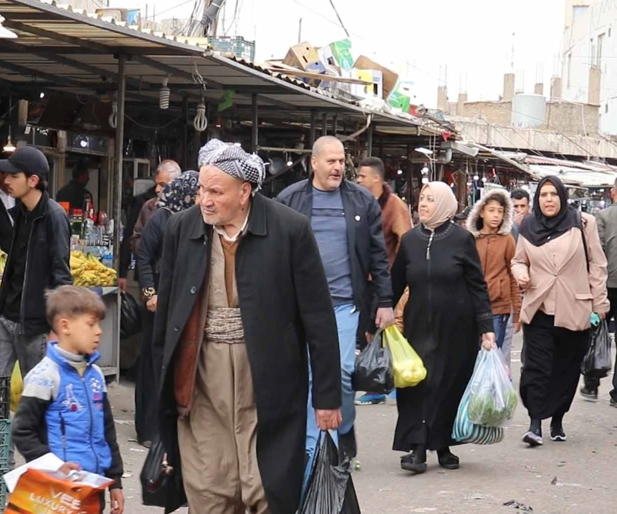 "أنت سوري؟ ارضَ بالقليل".. سوريون في أربيل يواجهون قسوة أرباب العمل "أنت سوري؟ ارضَ بالقليل".. سوريون في أربيل يواجهون قسوة أرباب العمل