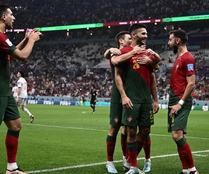 بفوزها على سويسرا.. البرتغال تضرب موعداً مع المغرب في ربع نهائي كأس العالم بفوزها على سويسرا.. البرتغال تضرب موعداً مع المغرب في ربع نهائي كأس العالم