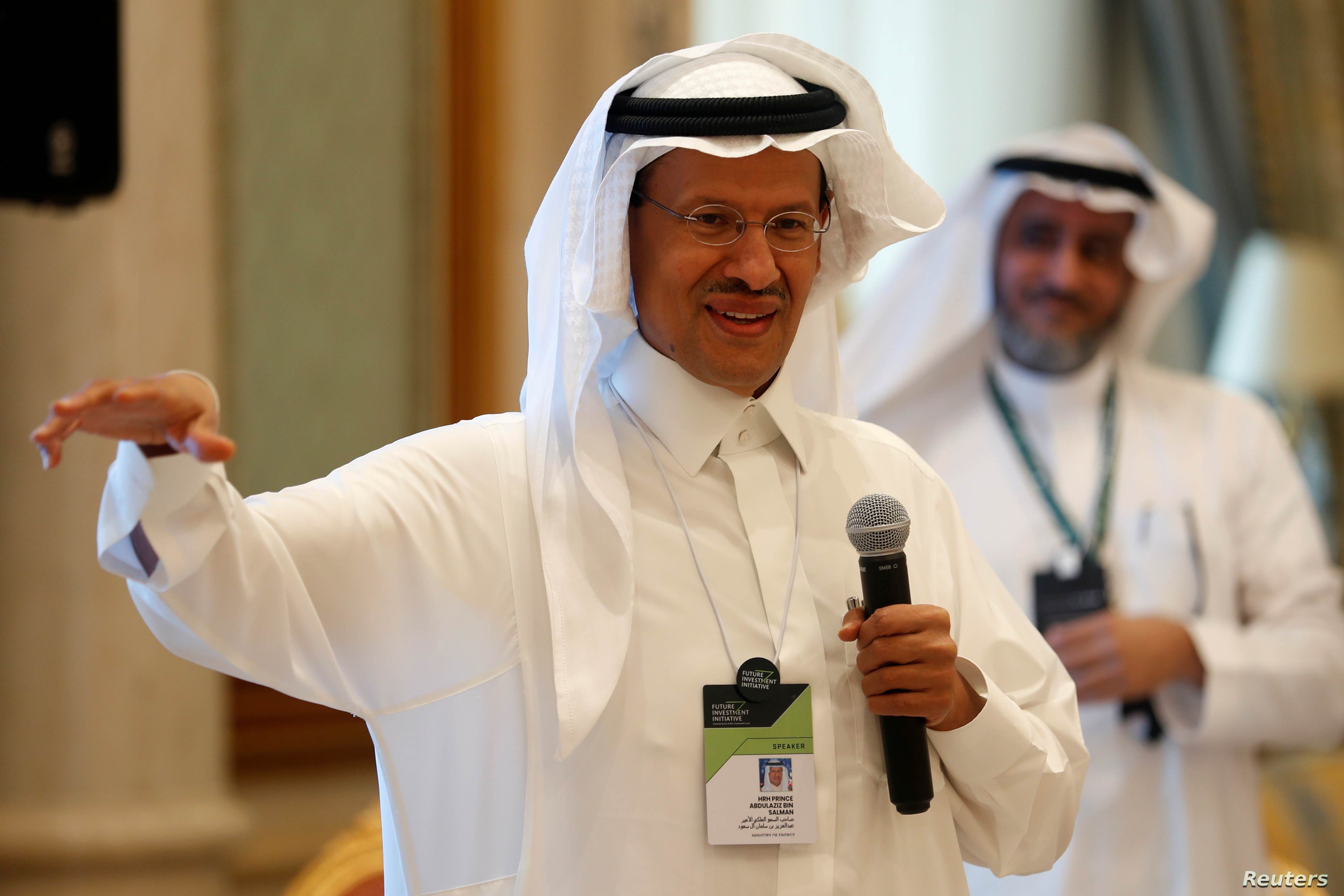 Https Www Almayadeen Net News Art 1402387 مهرجان الشارقة السينمائي طوال حزيران مع 9 أفلام 2021 04 30t23 43 28 03 00 شبكة الميادين Ar 2020 06 05t12 52 00 03 00 مهرجان الشارقة السينمائي طوال حزيران مع 9 أفلام فويس نوت زينب قمصان إلى السماء مهرجان