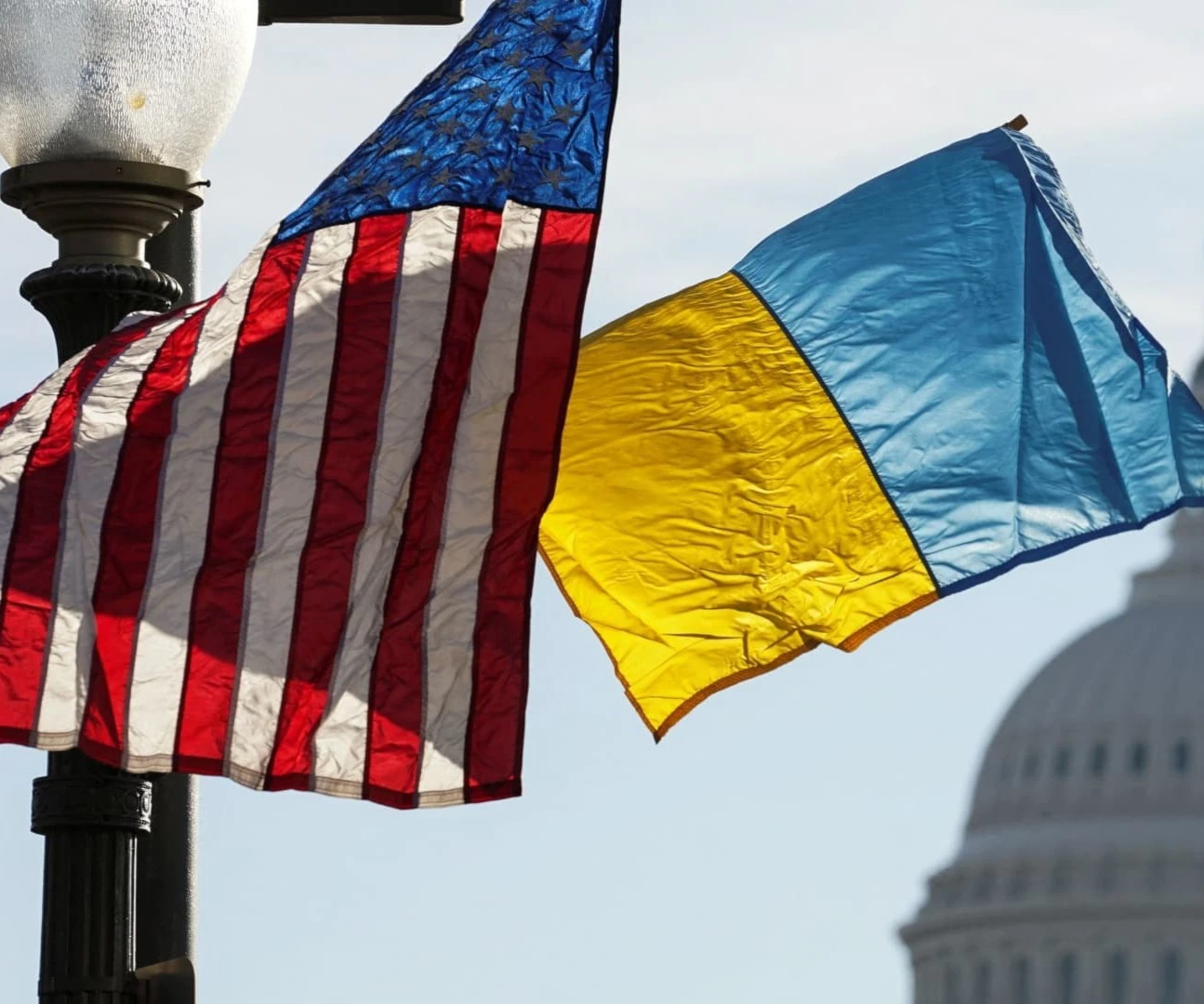 флаг украины и сша